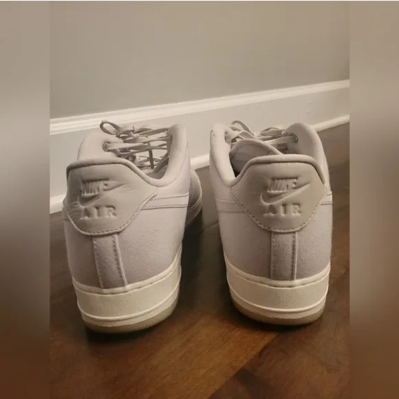 Nike Men's Air Force 1 Low Retro QS Canvas Sneakers Light Bone Size 11