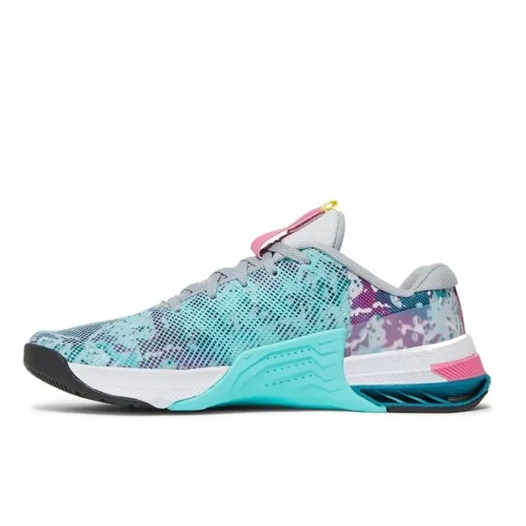 NIKE Metcon 8 'Graffiti Graphics' Women's Training Shoes Blue Gray Pink 7.5