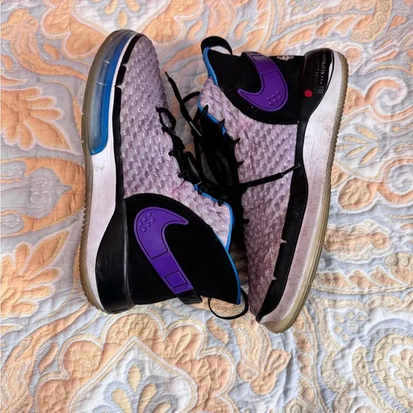 Nike Purple and Blue Sneakers