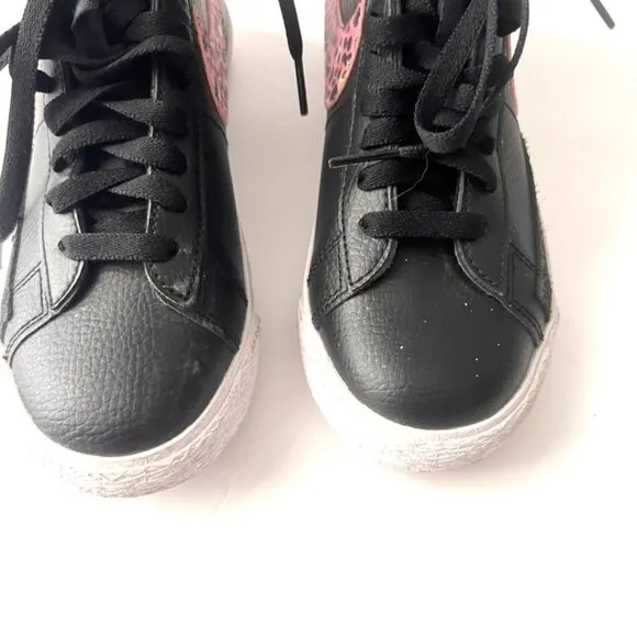 Nike sb blazer shoes pink black mid suede pink salt sneakers