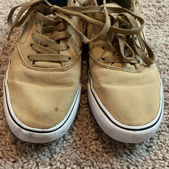 Nike SB Chron 2 Canvas Sneakers Athletic Shoes Size 7
