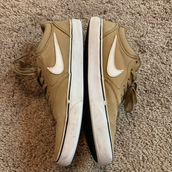 Nike SB Chron 2 Canvas Sneakers Athletic Shoes Size 7