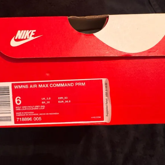 Nike Women's Air Max Command PRM