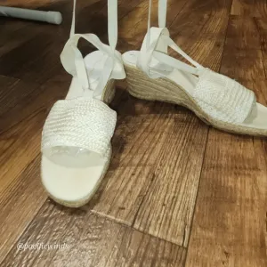 NINA ESPADRILLE WEDGES!  NATURAL ECRU