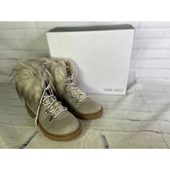 Nine West Womens Size 7 Andra Lace Up Boots Booties Faux Fur Collar NEW