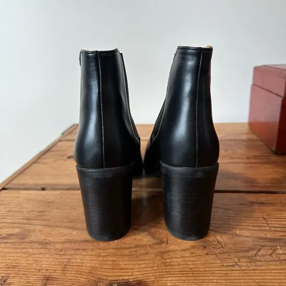 Nisolo Heeled Chelsea Boots