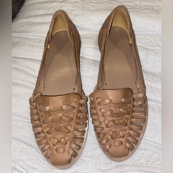 Nisolo Herache Tan Woven Leather Flats
