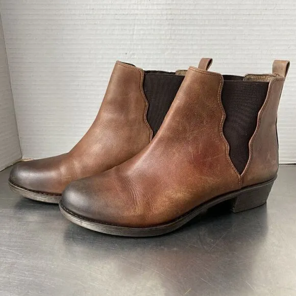 NURTURE CHELSEA Ankle Boots - Brown/Black Distressed Leather - Women’s 8.5 M