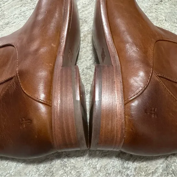 NWOB Frye Brown Frye Carly Shield Caramel Leather Tall Boots Size 9