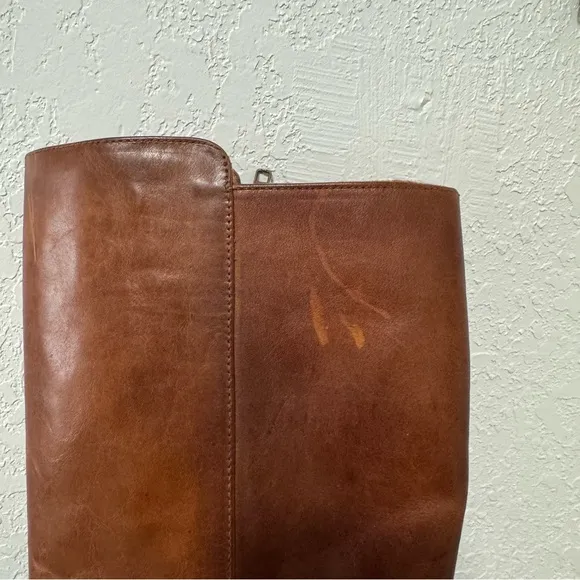 NWOB Frye Brown Frye Carly Shield Caramel Leather Tall Boots Size 9