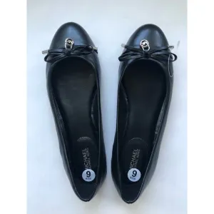 NWOB Michael Kors Black Leather Ballet Flats