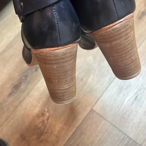 NWOB Oobash Lea Black Stack Heeled Boots Size 10