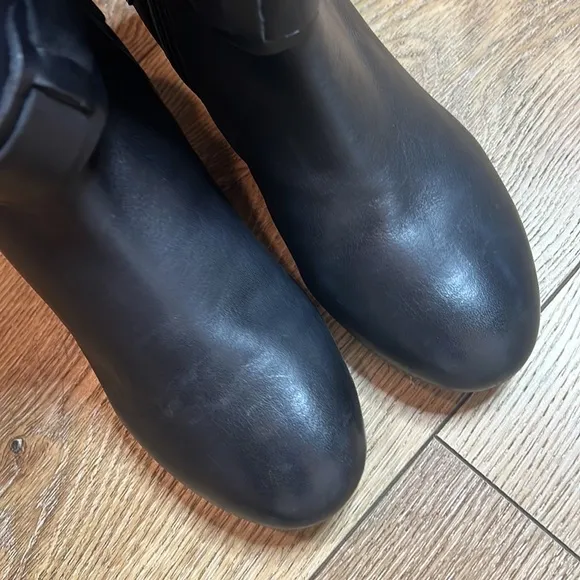 NWOB Oobash Lea Black Stack Heeled Boots Size 10