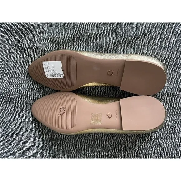 NWOB Stuart Weitzman Gold Leather Gabby Bow Flats 05-19 DA - Size 8M