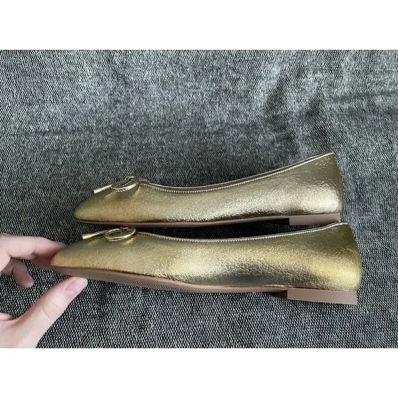 NWOB Stuart Weitzman Gold Leather Gabby Bow Flats 05-19 DA - Size 8M