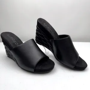 NWOT Aerosoles Women’s Pierce Wedge Sandal Soft Leather Slide Black Size 8.5M