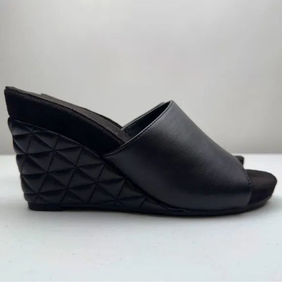 NWOT Aerosoles Women’s Pierce Wedge Sandal Soft Leather Slide Black Size 8.5M