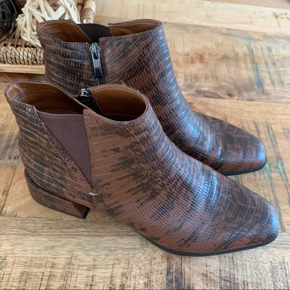 NWOT Franco Sarto Nico Booties Women's Brown Snake Print Faux Leather Size 8.5