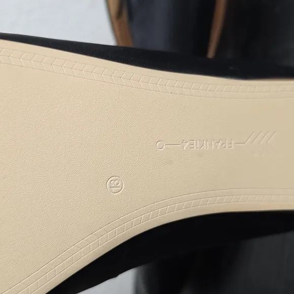 NWOT Frankie 4 Saving Soles Black Leather Ballet Flats Size 13