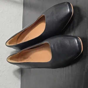 NWOT Frankie 4 Saving Soles Black Leather Ballet Flats Size 13