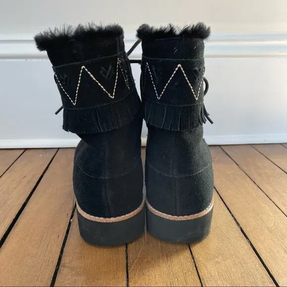 NWOT Jack Rogers Black Vera Suede Lace Up Fur Lined Waterproof Boots 8
