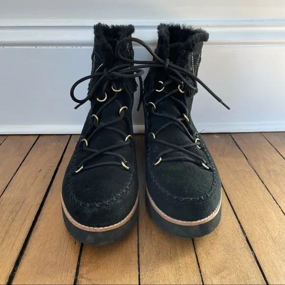 NWOT Jack Rogers Black Vera Suede Lace Up Fur Lined Waterproof Boots 8