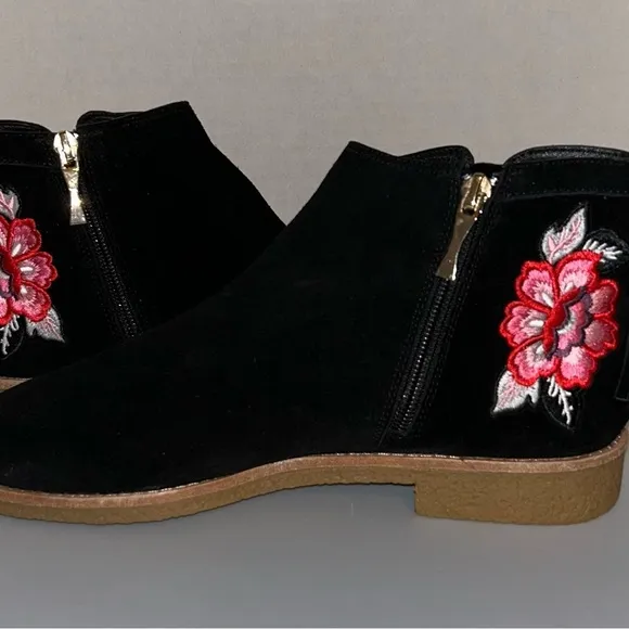NWOT Kate Spade New York Suede Bellville Flat Ankle Boots Womens Size 8