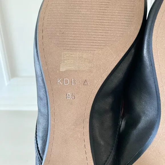 NWOT Kelsi Dagger Anthropologie Painter Black Leather Flats Sz 7.5