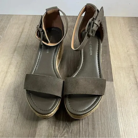 NWOT Marc Fisher Zako Suede Espadrille 6W
