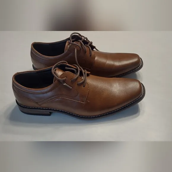 NWOT Perry Ellis dress shoes