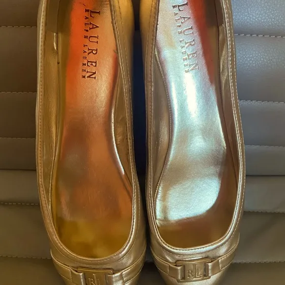 NWOT Ralph Lauren Metallic Shimmer Gold Faux Buckle Logo Flat Shoes Loafers