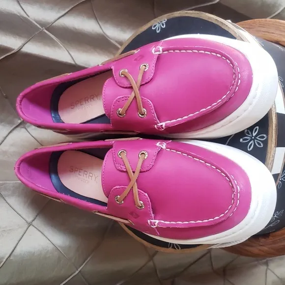 NWOT- RARE Sperry ‘Authentic Original’ Leather Platform Boat Shoe