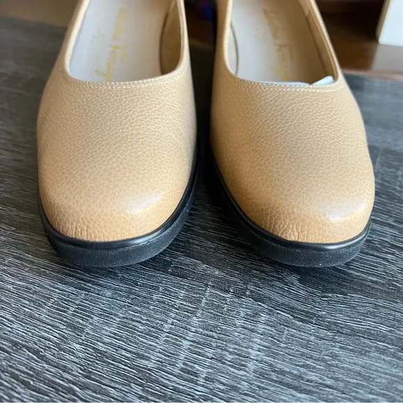 NWOT! Salvatore Ferragamo Nude Pump Wedges US6B $375