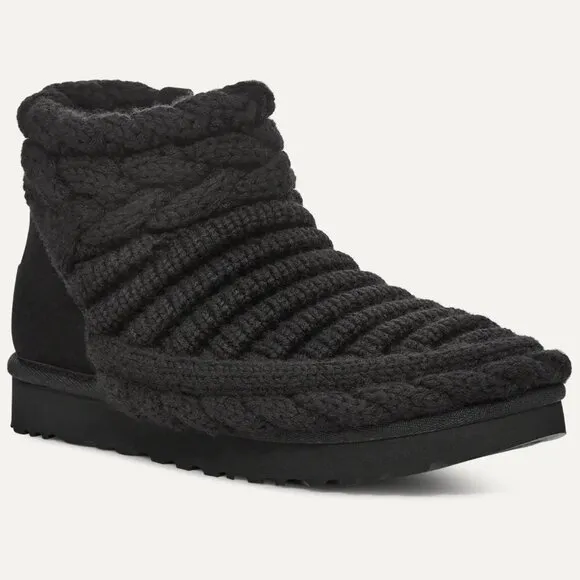 NWOT UGG CLASSIC MINI CHUNKY KNIT BLACK CARDY BOOT  Women's