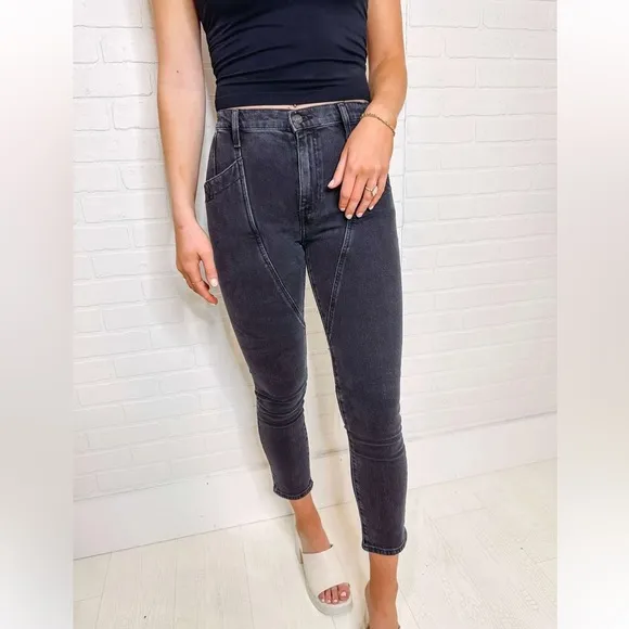 NWOT We The Free Jeans Womens Size 31 Beacon Mid Rise Slim Crop Washed Black