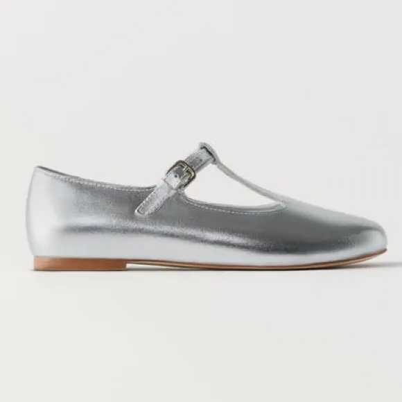 NWOT. Zara Kids Silver Leather Ballet Flats. Size 5,5/Eu 38.