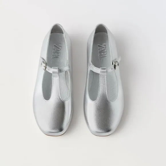 NWOT. Zara Kids Silver Leather Ballet Flats. Size 5,5/Eu 38.