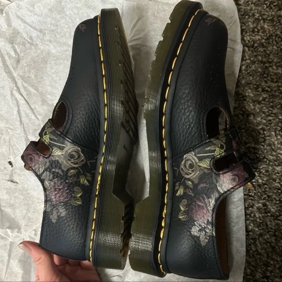 NWT Dr. Martens 8065 Decayed Roses Nappa Leather Mary Jane Shoes