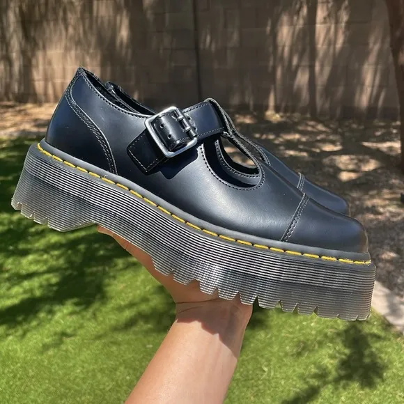 NWT DR MARTENS Bethan Polished Smooth Leather Platform Shoes!