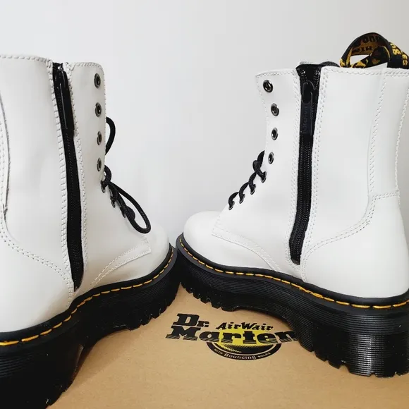 NWT DR MARTENS Jadon White Leather 8-Eye Platform Boots Shoes Size 8