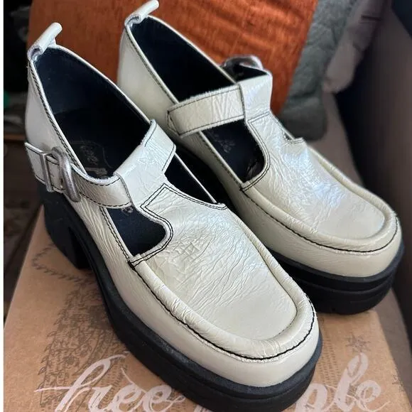 NWT FREE PEOPLE Antique Ivory Mayla Platform Mary Jane Heels Buckle Leather 8.5