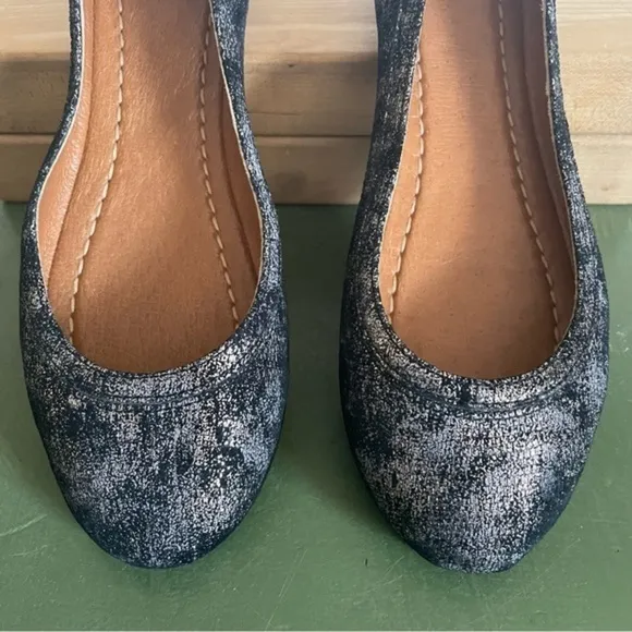 NWT Frye CARSON Ballet Flats in Silver/Gunmetal Leather