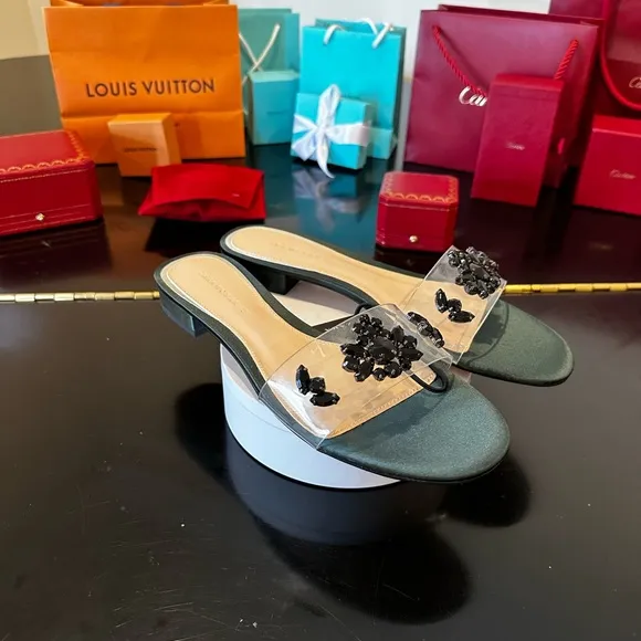 NWT Luxe Summer Spring Minimalist Zara Bejeweled Vinyl Flat Sandals/Shoes