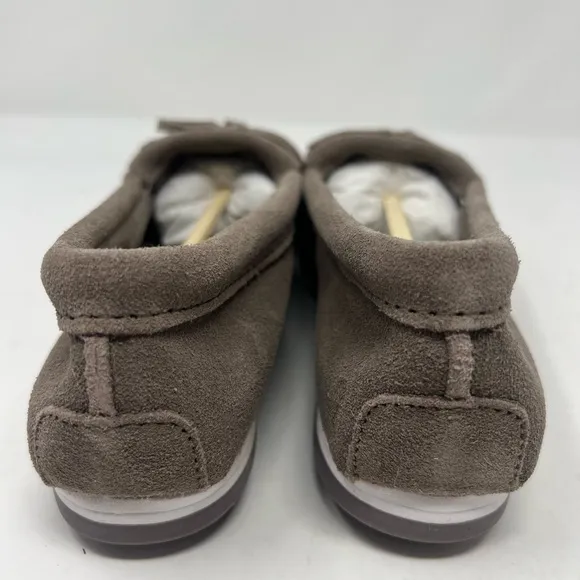 NWT Minnetonka Kilty Plus Gray Suede Moccasins Flats Size 7.5