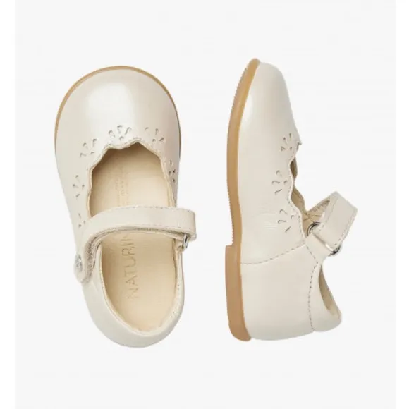 NWT NATURINO OLYA Leather ballet flats in Beige