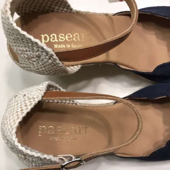 NWT Paseart Women’s Leather Suede Scallop Open Toe Ankle Strap Espadrille Wedges