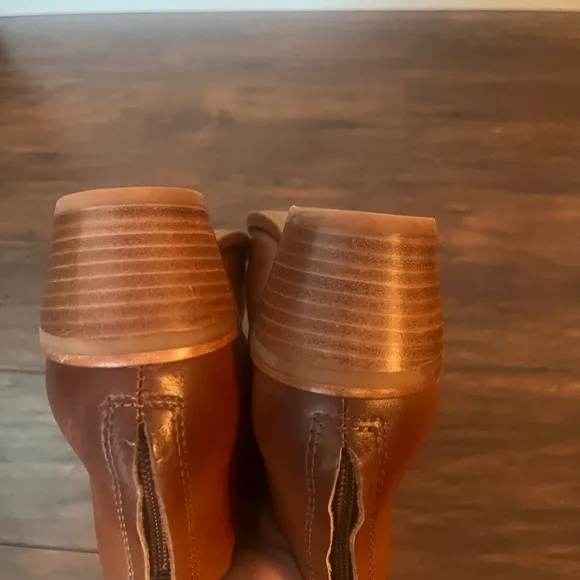 NWT Sofft Angelica Heeled Booties-Size 8.5