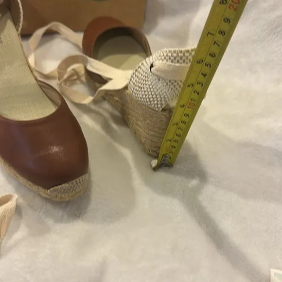 NWT Soludos Women's Espadrille Tall Wedge Leather Brown and Tan Size 10