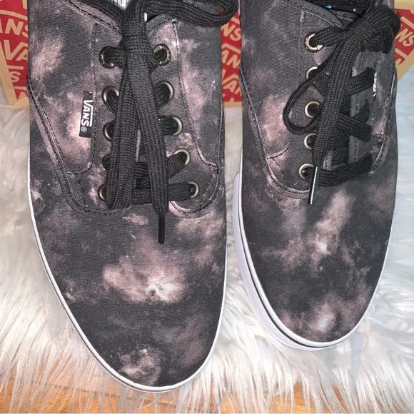 NWT Vans Chima Ferguson Pro Emulsion Black &amp; White IN BOX