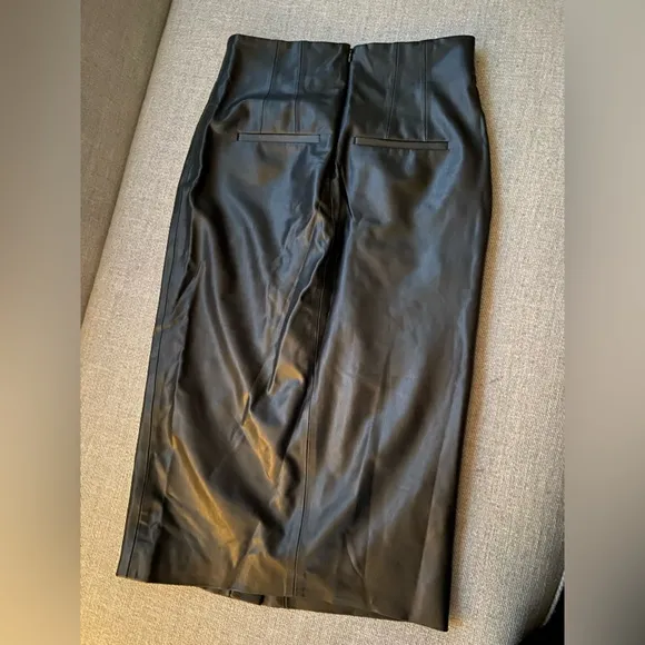 NWT Veronica Beard Vegan Leather Skirt